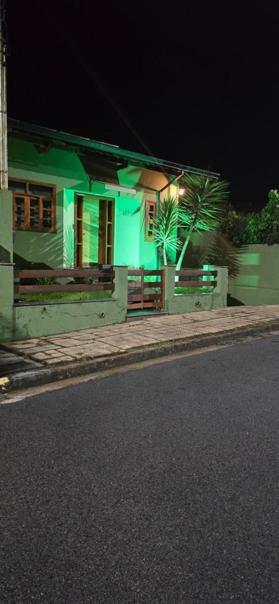 Vila Casa Proximo Ao Centro Agradavel E Inteligente Poços de Caldas Exteriér fotografie